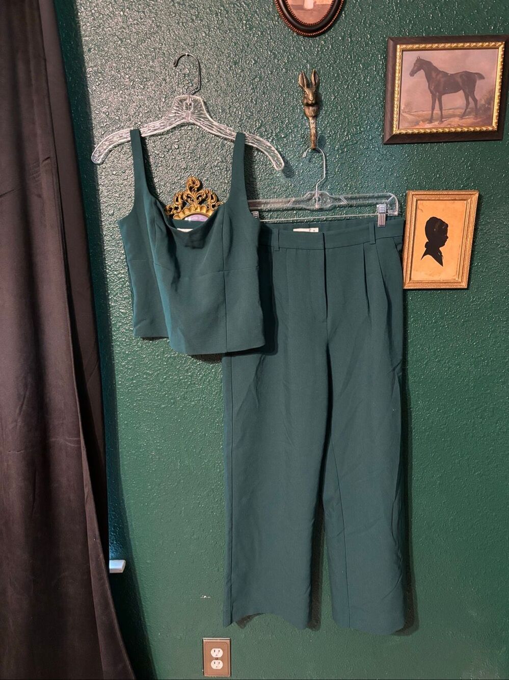 Abercrombie and Fitch Emerald Green Matching Set Sz Medium/10 Short